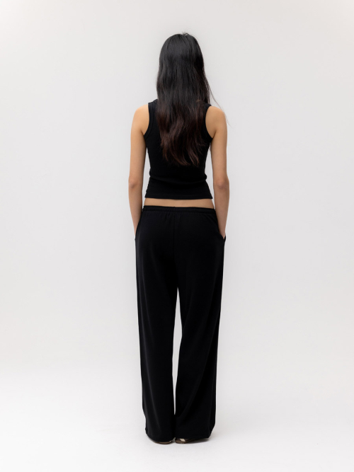 G CLASSIC SCOOP NECK SLEEVELESS (BLACK)