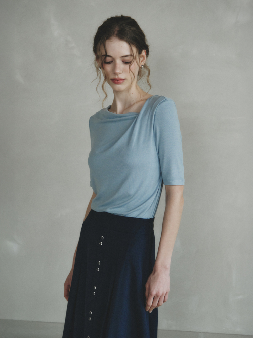 LOREN drape neck t-shirt_SKY BLUE