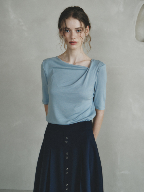 LOREN drape neck t-shirt_SKY BLUE