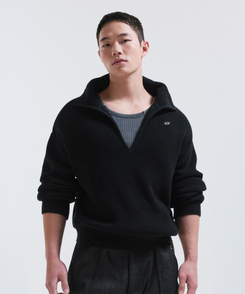 V knit - black