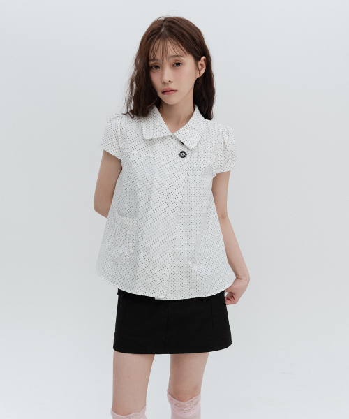 도트 버튼 퍼프소매 블라우스_화이트