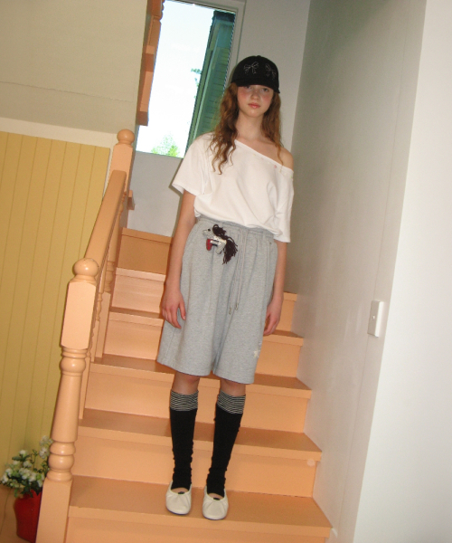 PONY BUTTON OFF SHOULDER T SHIRT WHITE