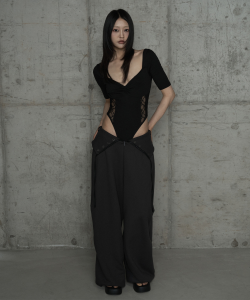 Bust Line Lace Bodysuit (Black)