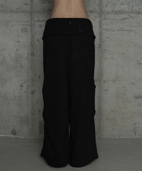 Double Rib Pintuck Training Pants (Black)
