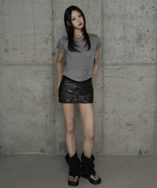 Drape Pintuck Zipper Roll-Up Short Top (Gray)