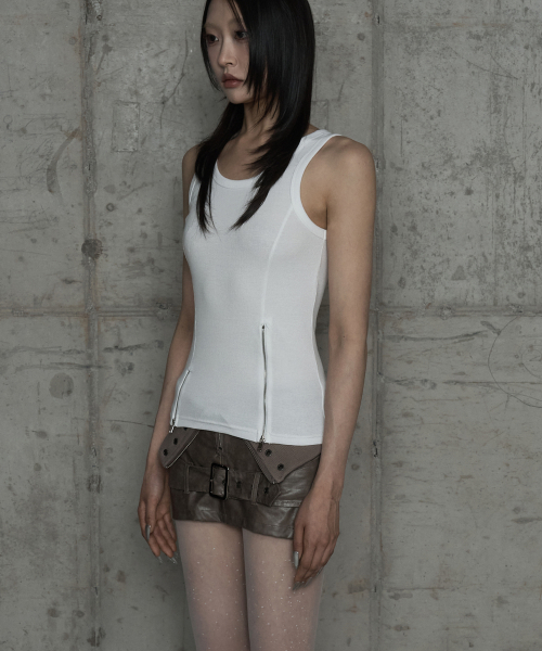 Unbal Panel Open Zipper Point Sleeve (Ivory)