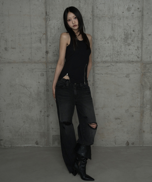 Unbal Panel Open Zipper Point Sleeve (Black)