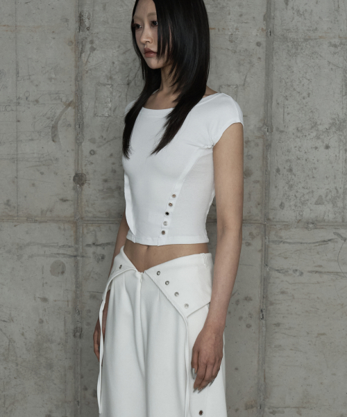 Pigment Damage Panel Short Top (Ivory)