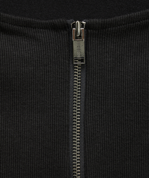 Zipper Halter Turtleneck Point Pocket Hoodie (Black)