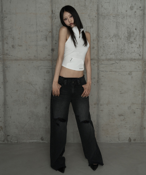 Zipper Halter Turtleneck Point Pocket Hoodie (White)