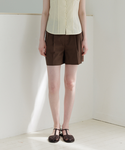 Ete Two Tuck Shorts_2colors