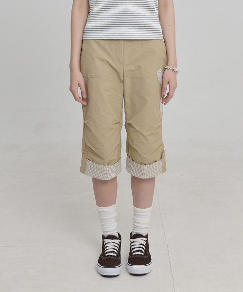 Check Applique Capri Pants BEIGE