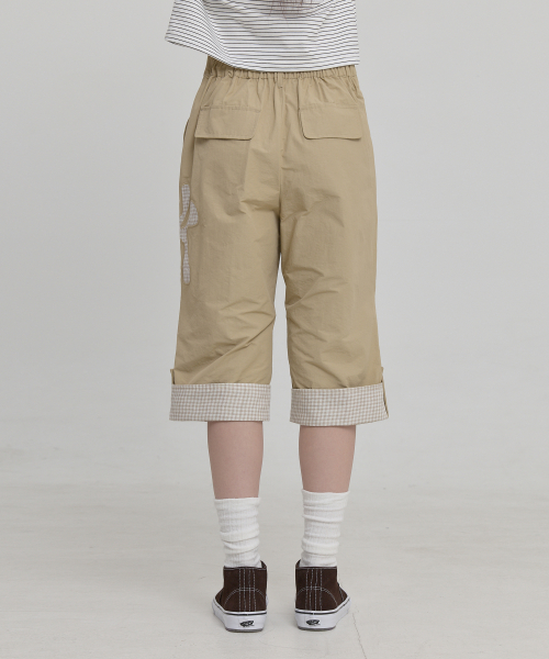 Check Applique Capri Pants BEIGE