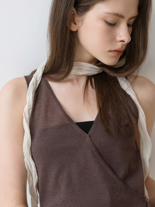 Layered Wrap Knit Vest Brown AT6SWB012BW