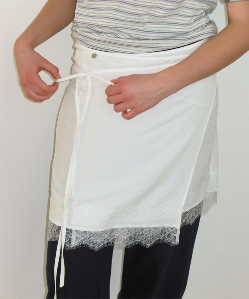 LACE TRIM WRAP SKIRT WHITE