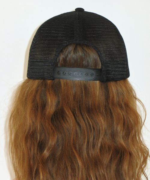PONY CAT PHOTO MESH CAP BLACK