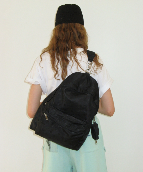 DOT SLING BACKPACK BLACK