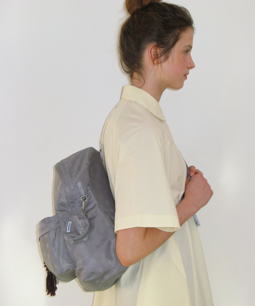 DOT SLING BACKPACK SILVER