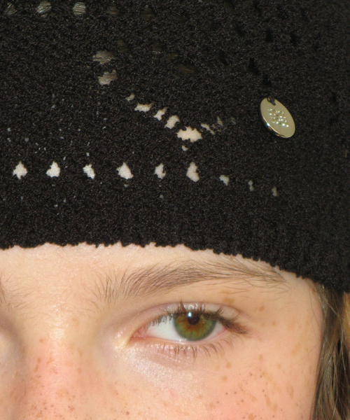 HEART OPENWORK KNIT BEANIE BLACK