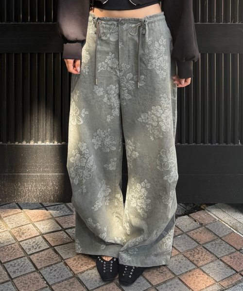 FLOWER WIDE PANTS / KHAKI