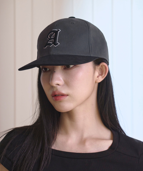 Slogan contrast cap - CHARCOAL