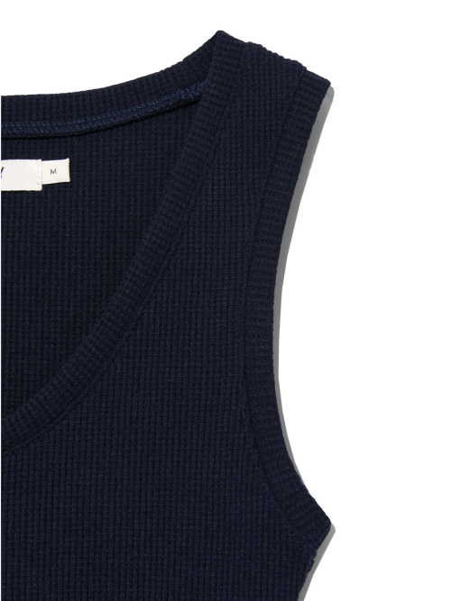 ROCKY WAFFLE SLEEVELESS TOP 2.0 (NAVY)