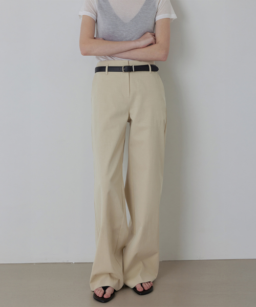 Clean-Cut Cotton Tuck Low-Waist Pants_Beige_2colors