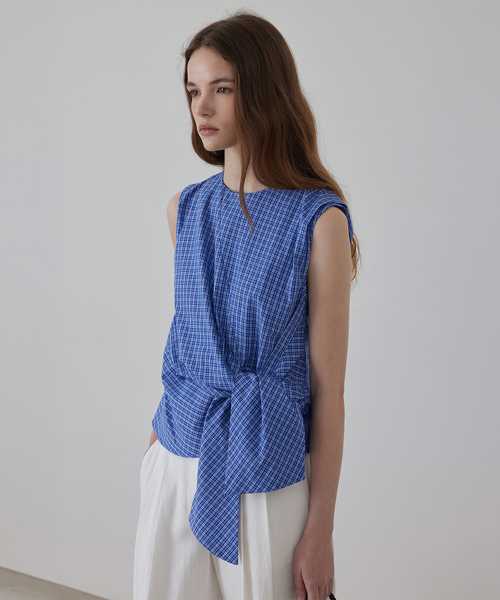 Side-Tie Wrapped Sleeveless Blouse