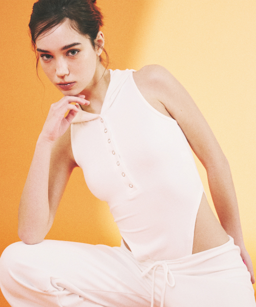 SNAP HOOD BODYSUIT