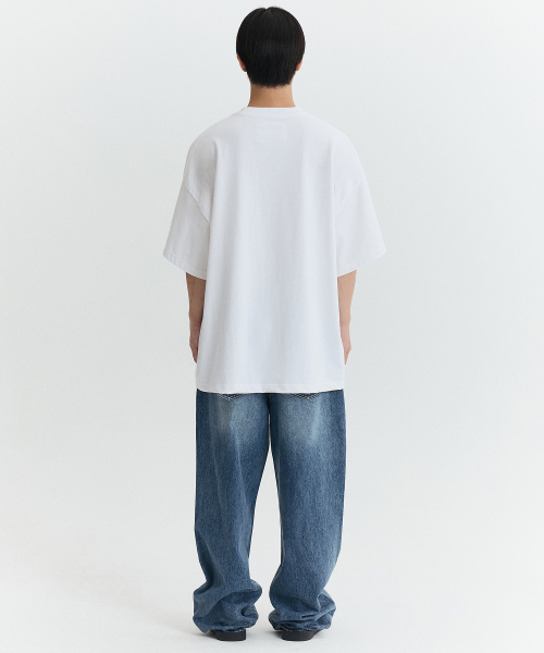 OPTIMISM OVERSIZED T-SHIRT / WHITE