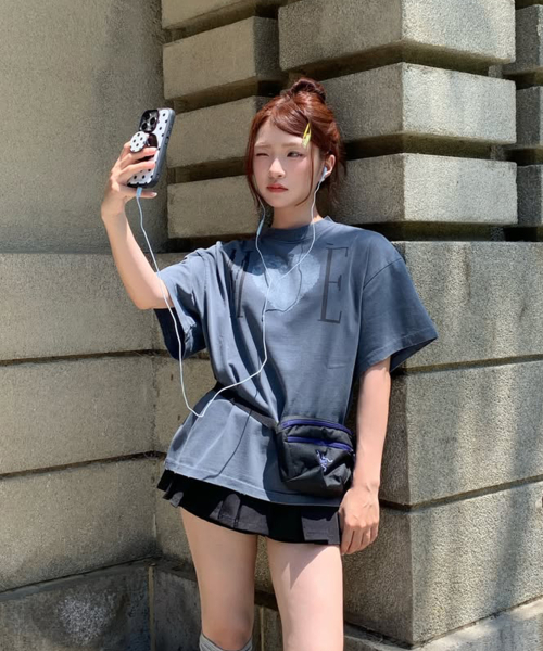MÉ VINTAGE HEART OVERSIZED T-SHIRT / NAVY