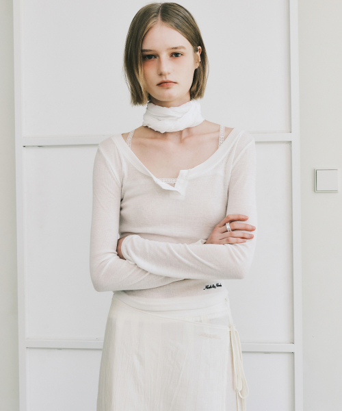 SOFT BUTTON SLIM TOP_IVORY