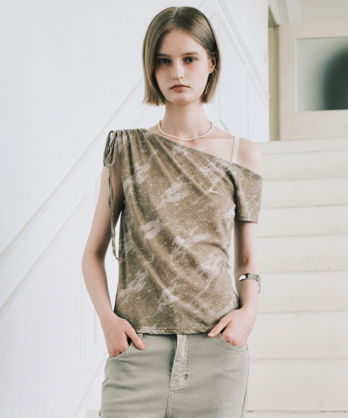 MARBLE DRAPE SHIRRING TOP_BROWN