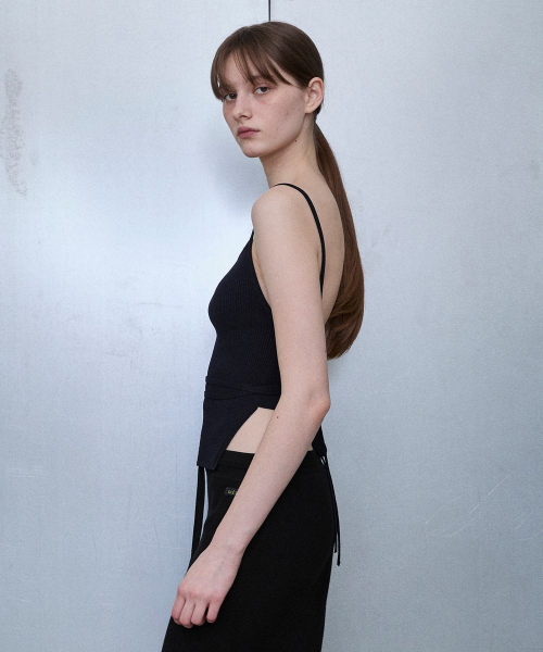 Ribbed Open-Back Strap Tank [BLACK]