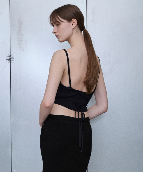 Ribbed Open-Back Strap Tank [BLACK]