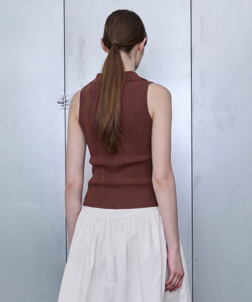 Collared Ribbed Sleeveless Top [BROWN]