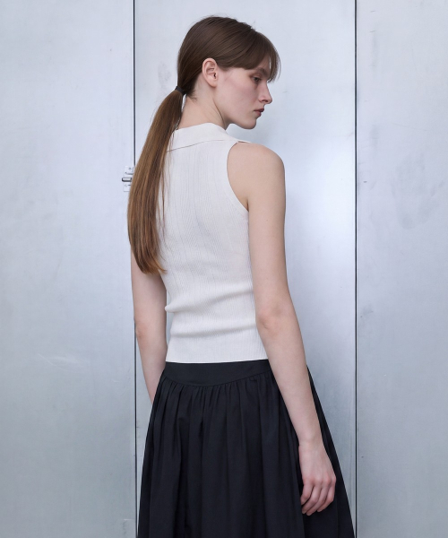 Collared Ribbed Sleeveless Top [IVORY]
