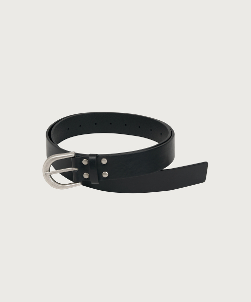 Curved Buckle Belt