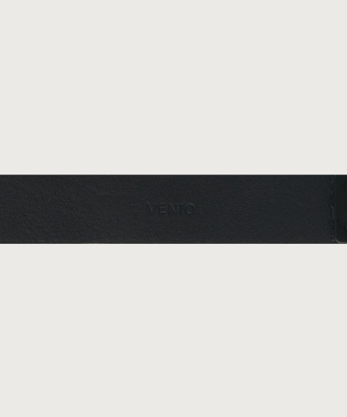Curved Buckle Belt