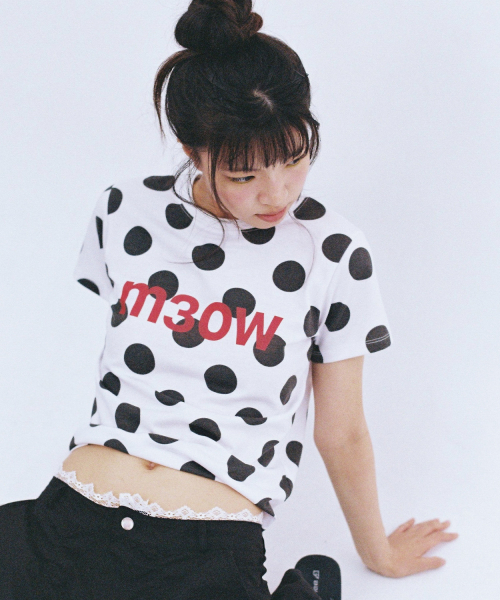 M3OW SLIM DOT T SHIRT