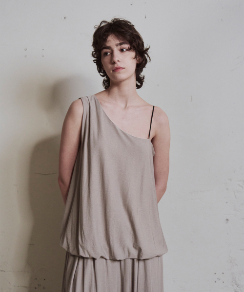Balloon Asymmetric Top_2color