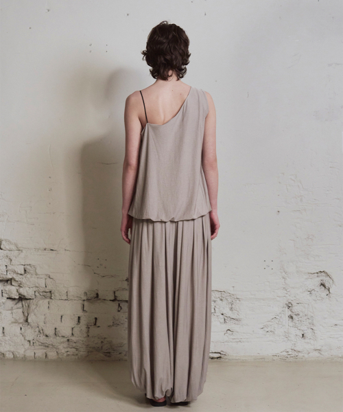 Balloon Asymmetric Top_2color