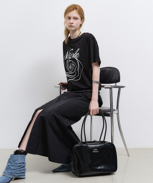NICOLE LOGO MINIMAL SQUARE BAG_BLACK