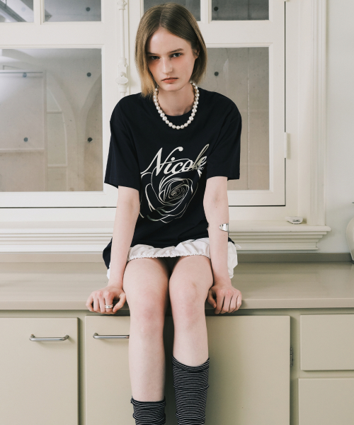 NICOLE ROSE SLEEVE TOP_NAVY CREAM