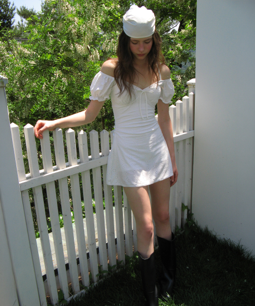 OFF SHOULDER ONEPIECE SWIMSUIT WHITE