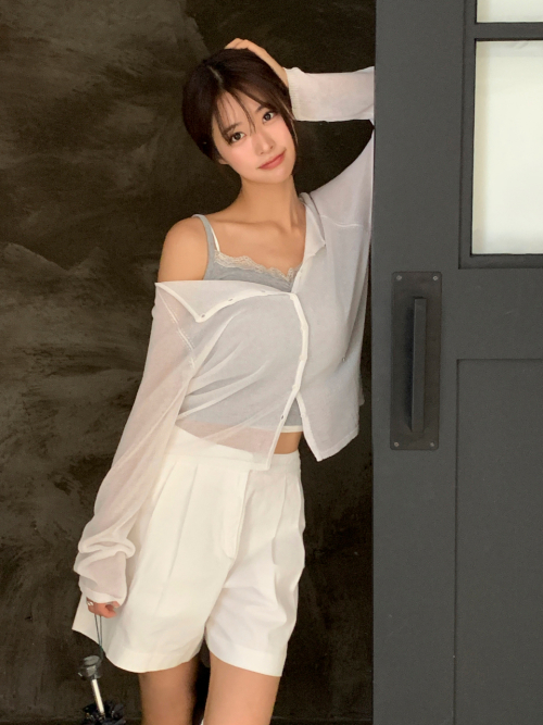 핀턱 하프 팬츠 화이트 AT6PAB038WT