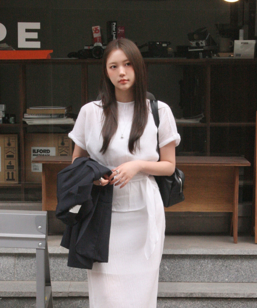 모크넥크링클블라우스 J1BL324B
