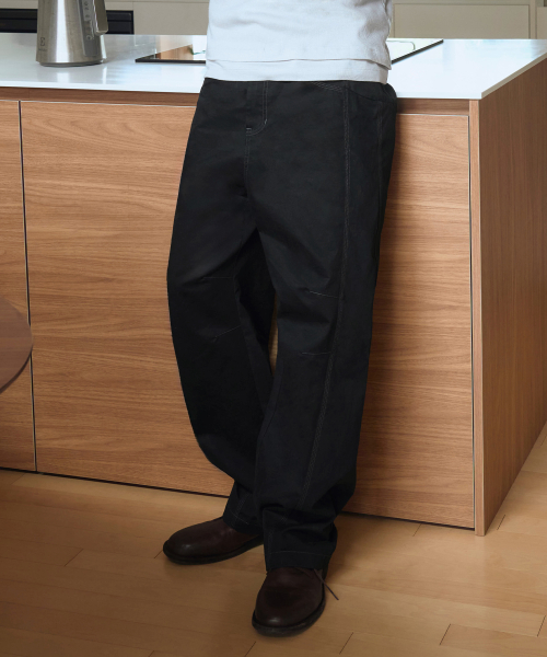 Stitch curved pants -BLACK
