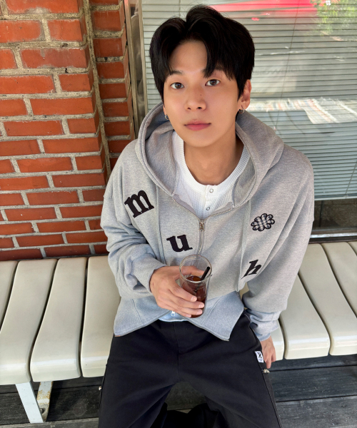 CHECK FLOWER PATCH OVERFIT HOOD ZIPUP [GRAY]