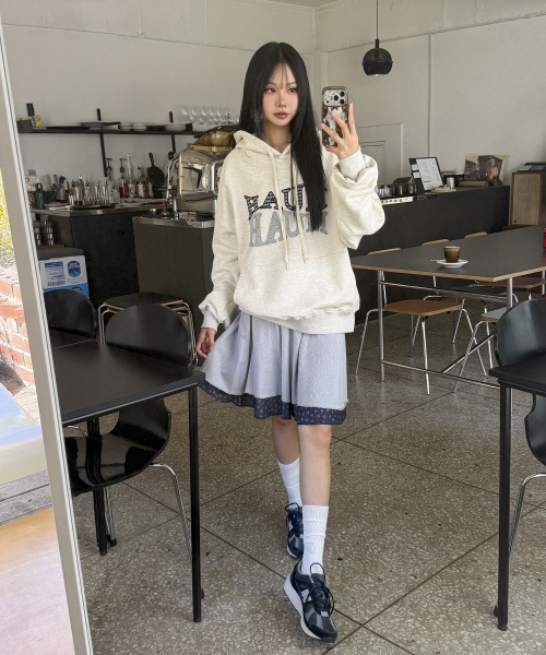 DOT CHECK PATCH LOOSE FIT HOODIE [OATMEAL]